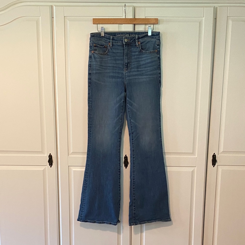American Eagle Outfitters Flare Jeans